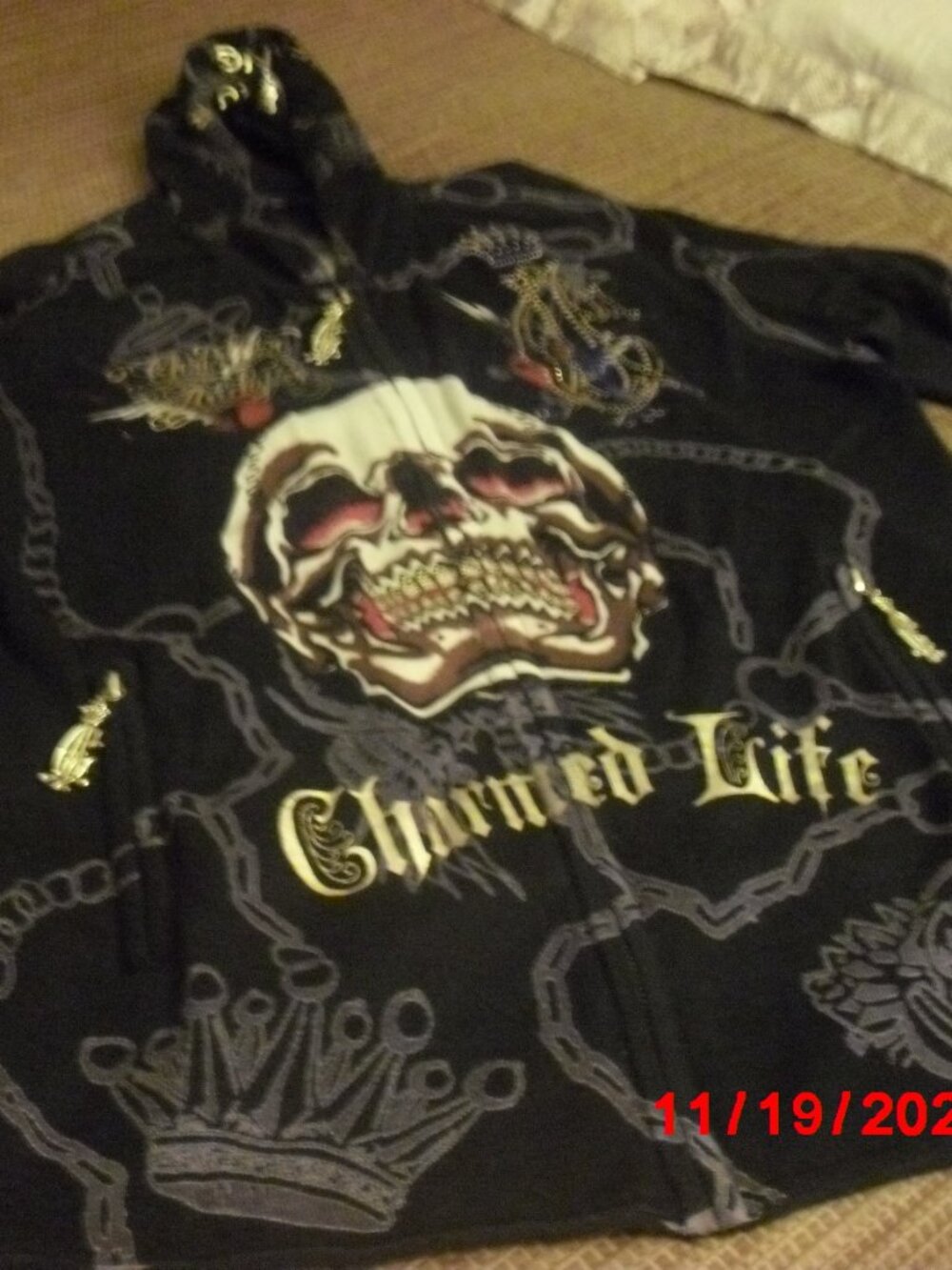 ED HARDY HOODIE,  Dramatic and Whimsical! Men's Medium, Rhinestones Everywhere!! - Picture 3 of 14
